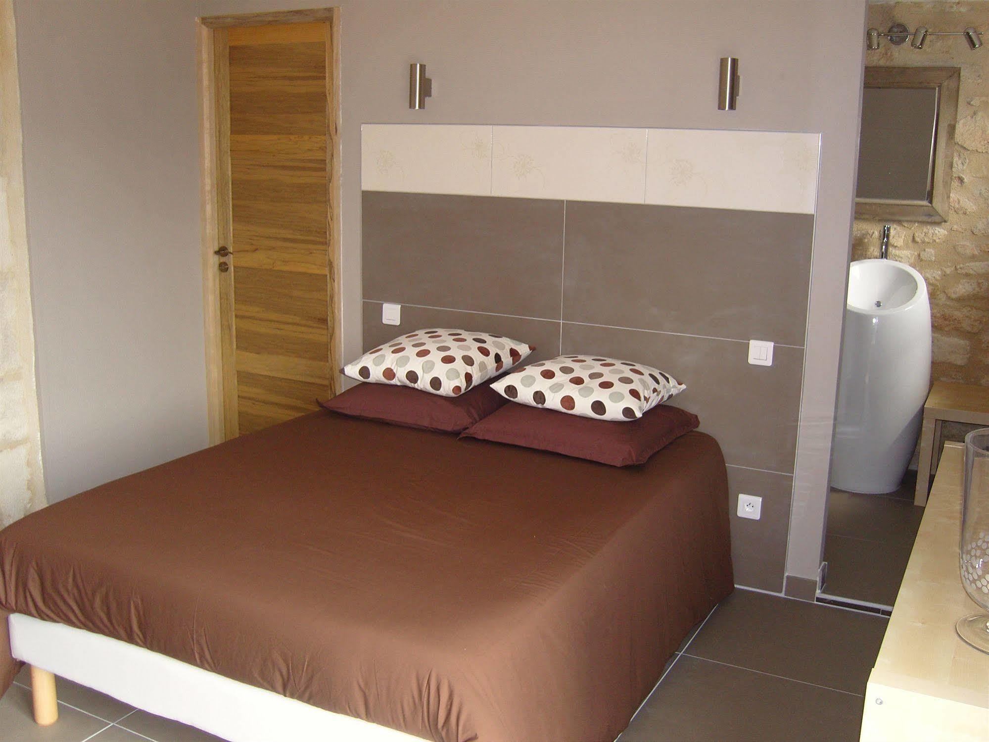 Mas Guiraud, Le Coquet Bed & Breakfast Beaucaire  Bagian luar foto