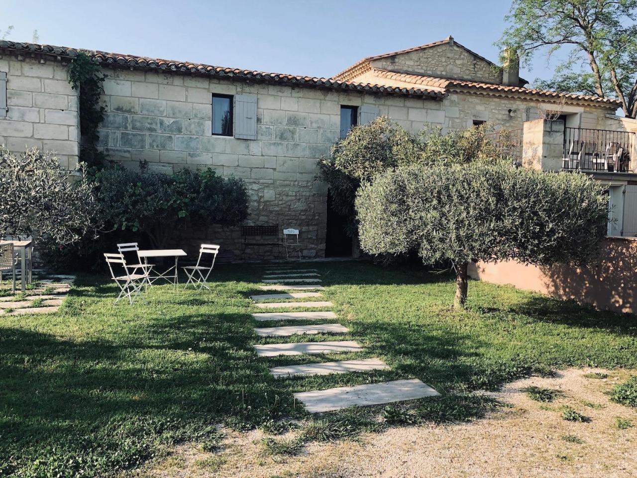 Mas Guiraud, Le Coquet Bed & Breakfast Beaucaire  Bagian luar foto